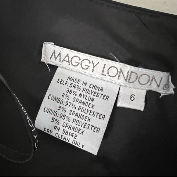 Maggy London Black V-Neck Cocktail Dress - Picture 6 of 8